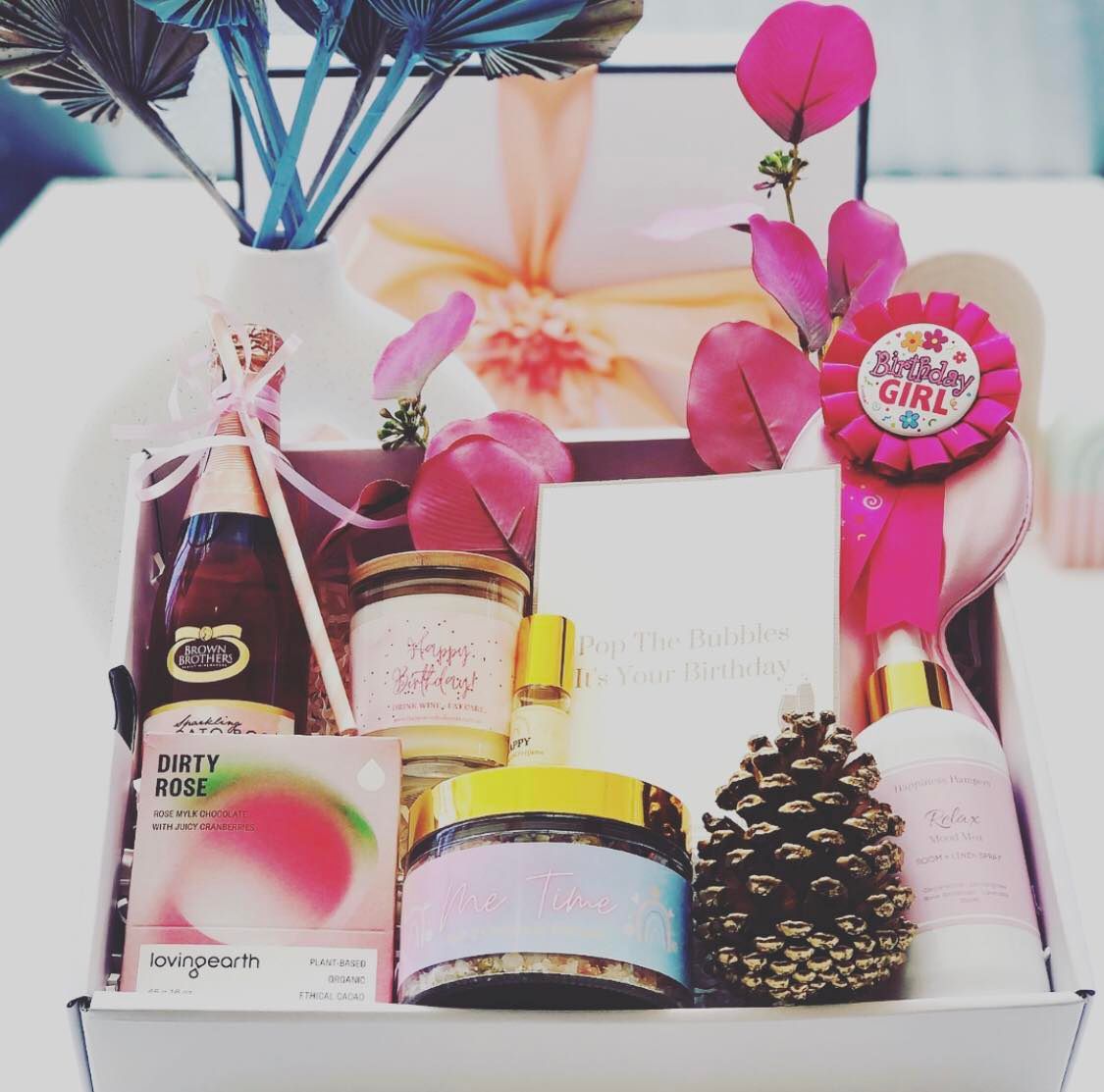 Birthday Gift Hampers - Wine & Food Hampers - Celebration Gifts - Birthday Gifts For Her - Happiness Hampers - Happy Birthday Hamper - Happy Birthday Gift Box