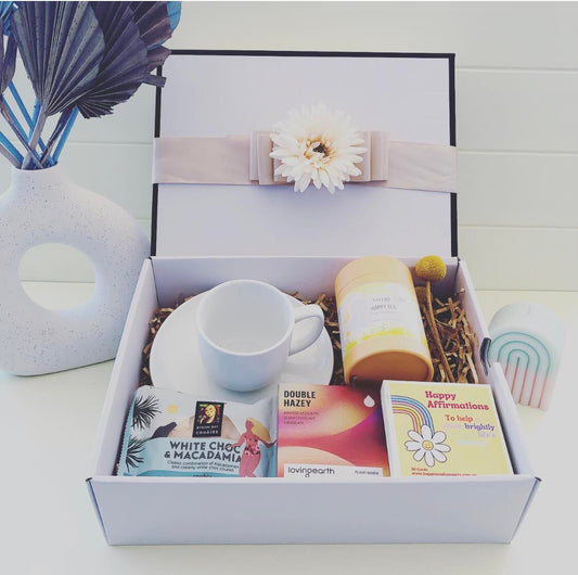 Afternoon Pick Me Up - A gift box that gives her some me time to relax, unwind and pick her up during tough times. Happiness Hampers