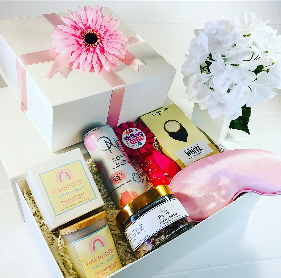 Happy Birthday Wishes Gift Hamper for her - Birthday Hampers For Her ...